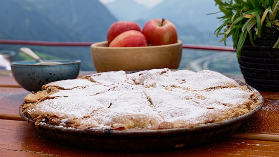 Gedeckter Apfelkuchen