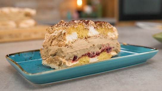 © Foto: ORF/ Silvia Schneider GmbH/ Juraj Melicher Kardinalschnitten