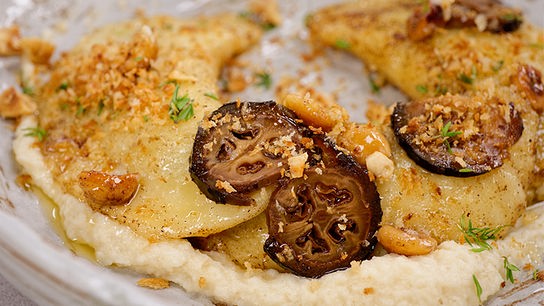 Kartoffeltaschen mit schwarzer Nuss 