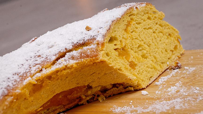 Marillen-Safran-Brot