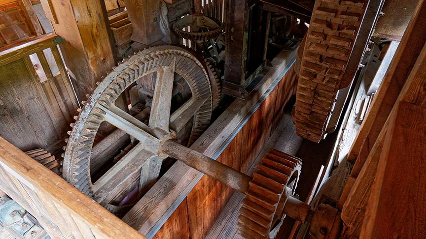 Die Murecker Schiffsmühle ist die einzige schwimmende Schiffsmühle Mitteleuropas.