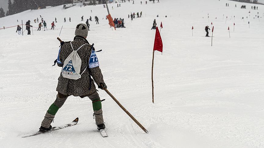 Silvia beim Nostalgie-Skirennen