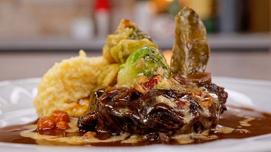 Ossobuco vom Hirschkalb mit weihnachtlichen Gewürzen