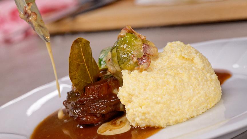 Ossobuco vom Hirschkalb mit weihnachtlichen Gewürzen