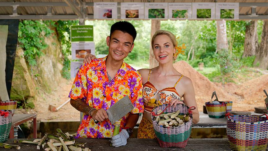 © ORF/ Silvia Schneider GmbH/ Juraj Melicher Silvia macht unvergessliche Erfahrungen im Elefantenschutzgebiet Phukets.