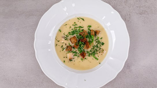 © ORF/ Silvia Schneider GmbH/ Juraj Melicher Räucherfisch-Stosuppe