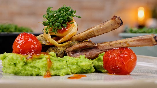 Rosa Lammkrone vom eigenen Bauernhof