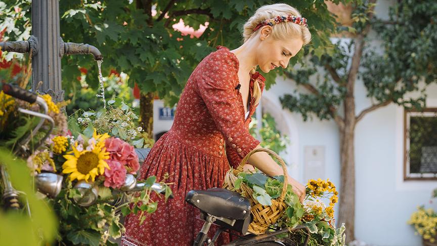 Silvia Schneider beim Rad-Aufkranzen