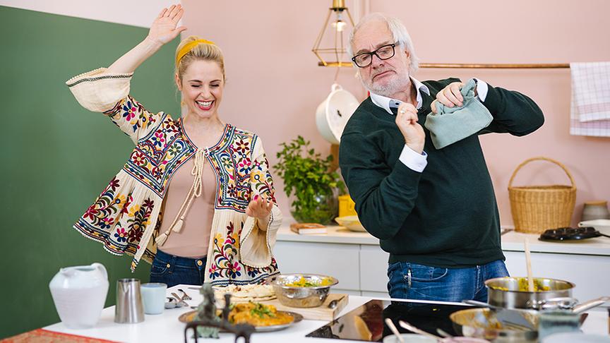 © Foto: Simeon Baker Silvia beim Kochen mit Michael Schottenberg.