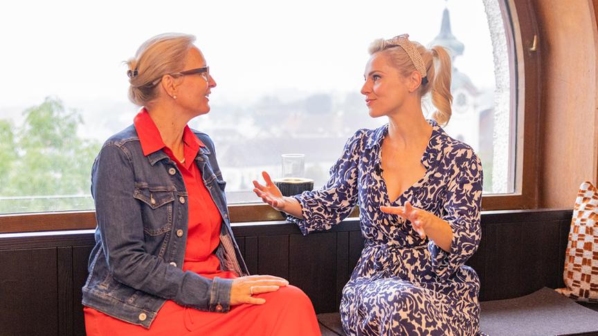 © Simeon Baker Silvia Schneider und Eva Pötzl