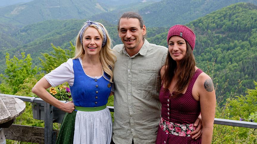 Silvia mit Stefanie Rysavi und Simon Reiter