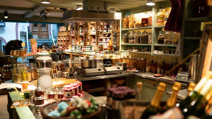 Silvia unterwegs am Wolfgangsee.