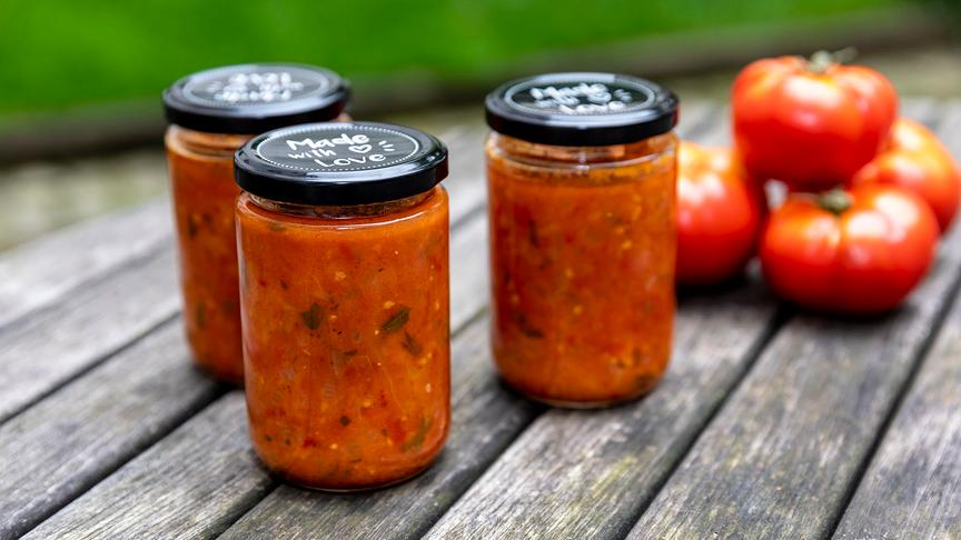 © Julian Kutos Tomatensauce