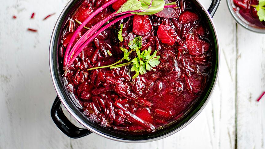 Rote Rüben Ragout im Topf