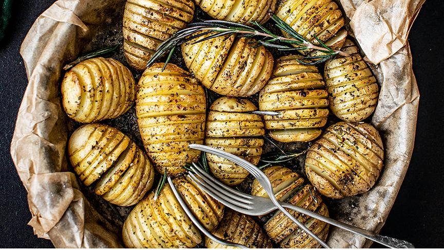 © Unsplash (Beispielfoto) Grillkartoffeln