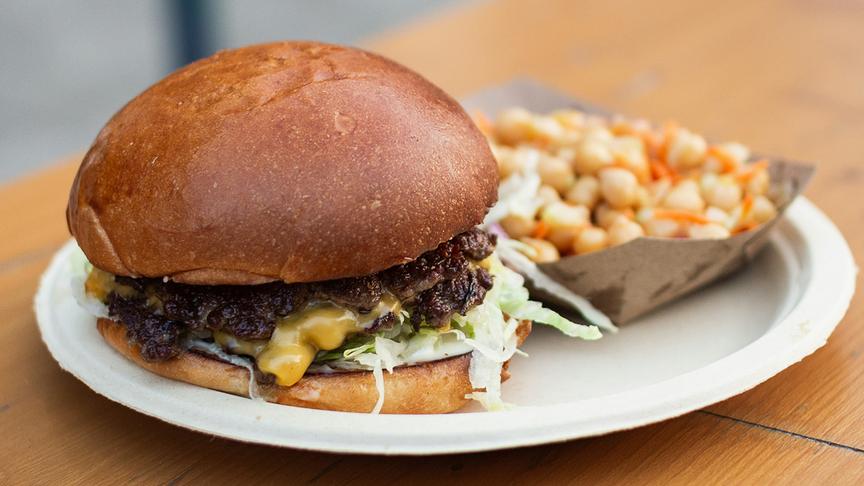 © Unsplash (Beispielfoto) Smashed Burger