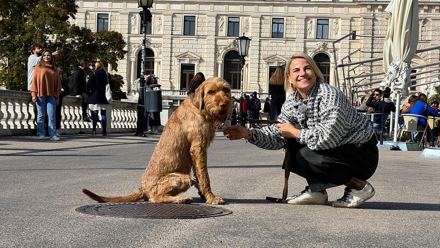 Kristina Sprenger mit Hund Milo