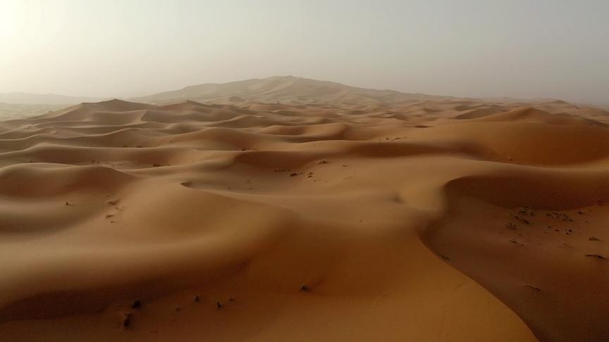 © Foto: ORF/BR/Ruebefilm/Bernhard Rübe Dünenlandschaften – Erg Chebbi.