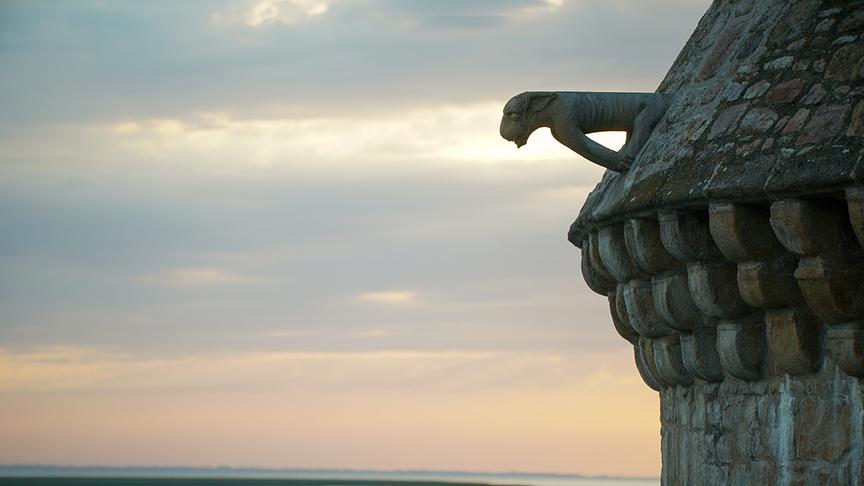 Im Bild: Das Kloster ist durch seine einzigartige Lage zwischen Meer und Flüssen von einer Vielfalt an Lebensräumen für Tiere und Pflanzen umgeben.