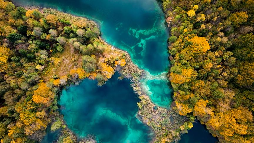 © Foto: ORF/Light & Shadow GmbH Im Bild: Der 1949 gegründete Nationalpark Plitvicer Seen ist einer der ältesten in Südeuropa.