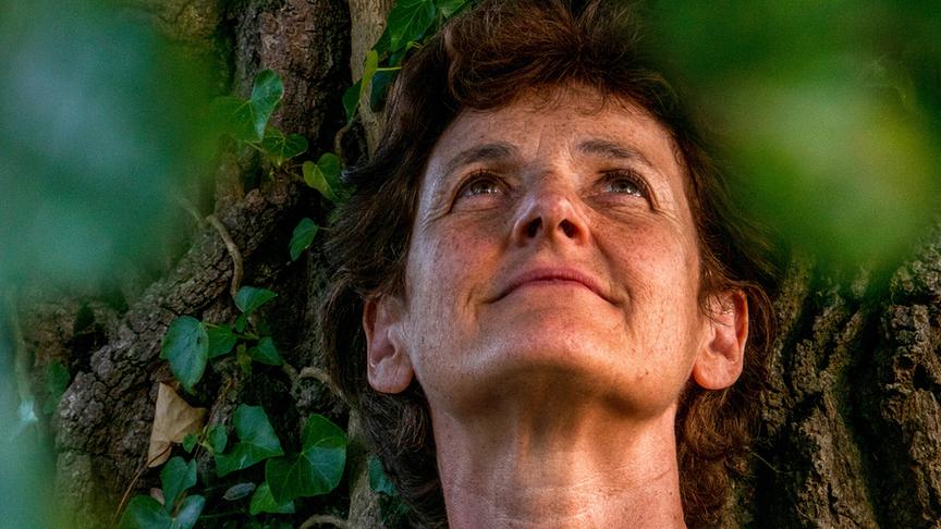 Im Bild: Isabella Tree, Autorin von „Wilding“ und Architektin hinter dem Wilding-Projekt auf ihrem Landgut Knepp in West Sussex, England.