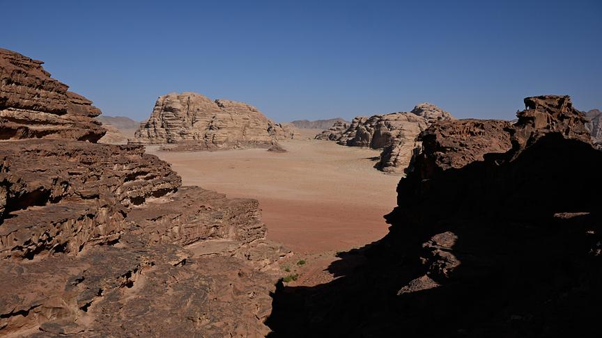 Im Bild: Jordanien, Wadi Rum.Wüste mit Felsen.