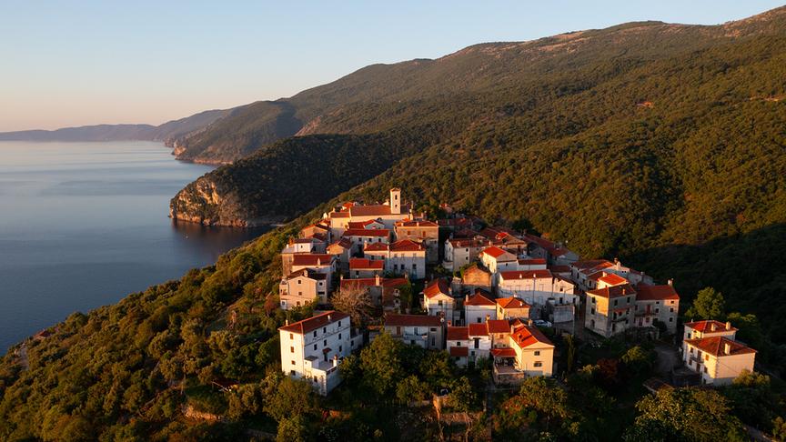 Im Bild: Bergdorf Beli, im nördlichen Teil der Insel Cres.