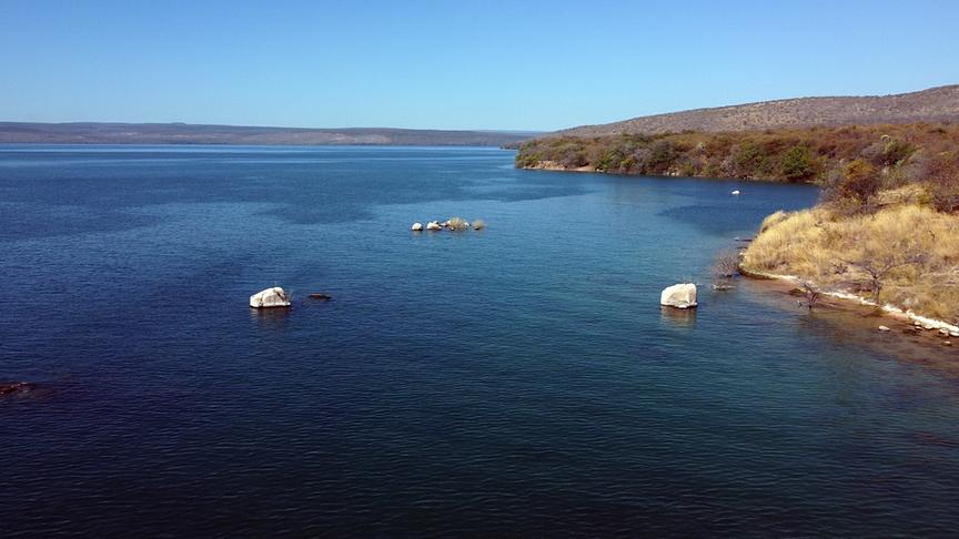 Im Bild: Tanganjikasee „Lake Tanganyika“.