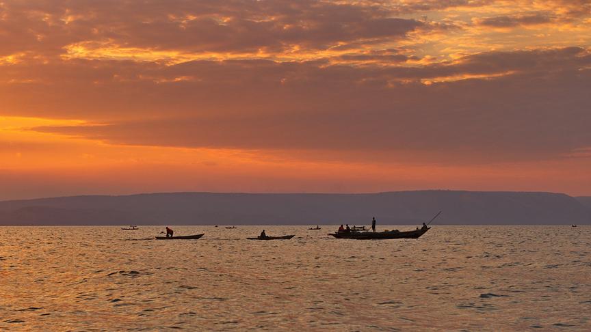 Im Bild: Küste, Fischer, Sambia.