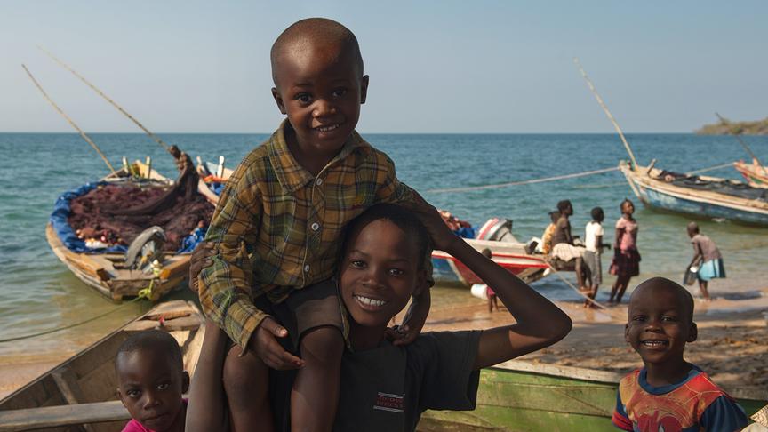 Im Bild: Fischerdorf im Nsumbu Nationalpark, Sambia.