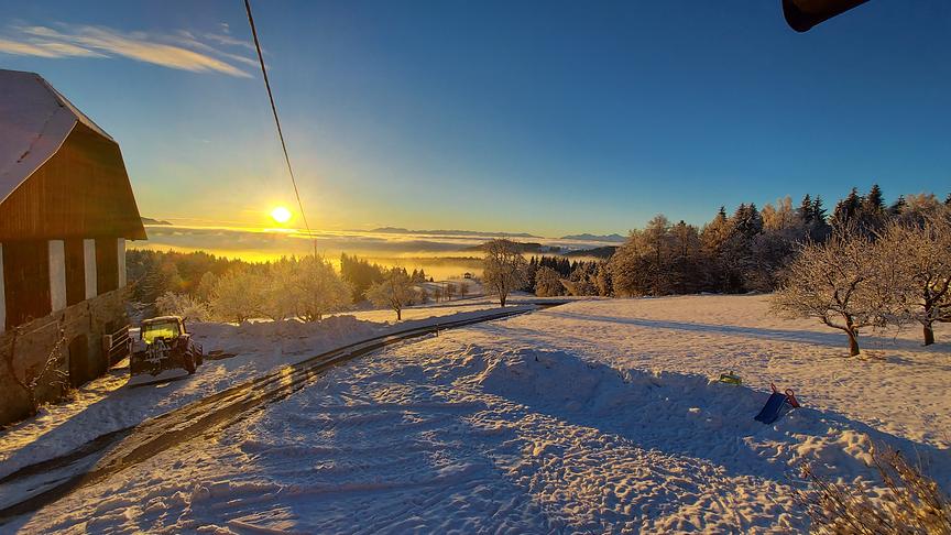 © Katrin Mitter-Kamp Sonnenaufgang über Kärnten. (Katrin Mitter-Kamp)