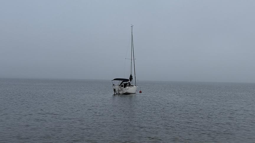 Herbstnebel zu Allerheiligen über dem Traunsee (Ferdinand Kogler)