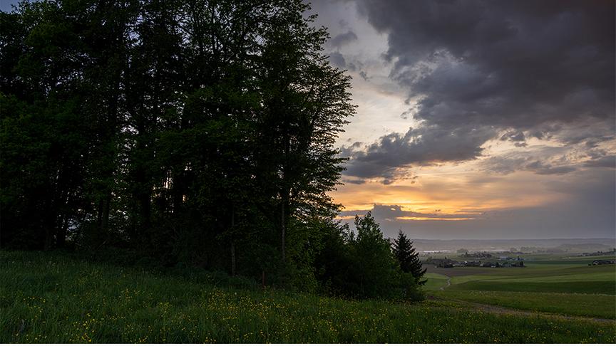 Düstere Stimmung in der Dämmerung, Wolken ziehen auf