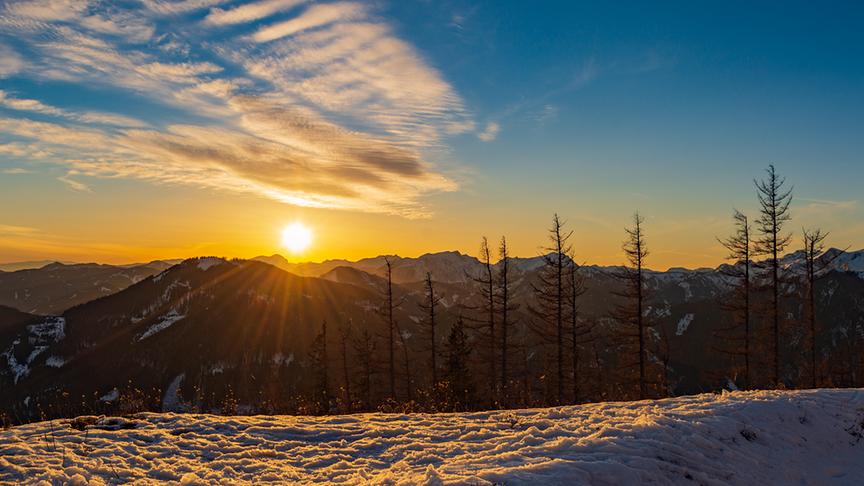 © (Günter Krenn) Sonnenuntergang - Weg von der Aflenzer Bürgeralm ins Tal. (Günter Krenn)