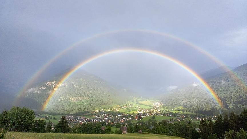 © Hans Grell Vom Penzelberg mit Sicht auf Winklern im Mölltal. (Hans Grell)
