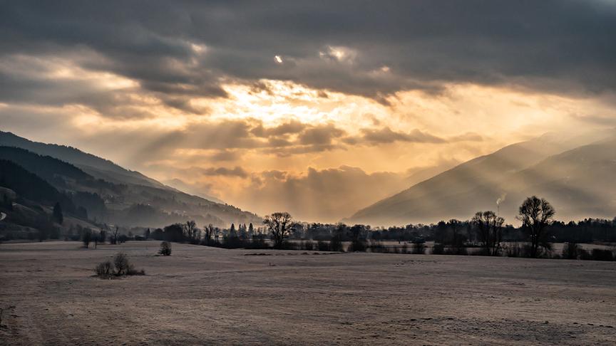 © Anita Prentner Mystische Morgenstimmung im Paltental Blickrichtung Trieben. (Anita Prentner)