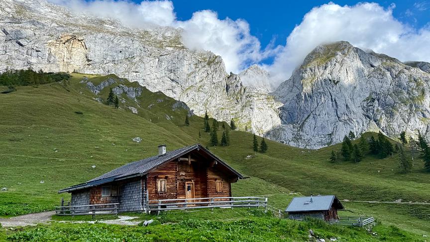 © Renate Hieger Wolkendecke über der Jochalm (Renate Hieger)