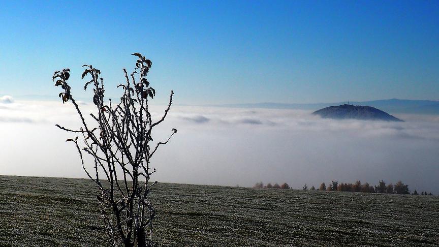 © Lothar Schober Blick von Kalkleiten bei Graz auf den Grazer Hausberg (Plabutsch) (Lothar Schober)