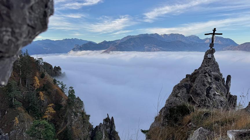 © Reinhard Wilhelm Blick von der Überraschung mit Nebelmeer übern Traunsee (Reinhard Wilhelm)