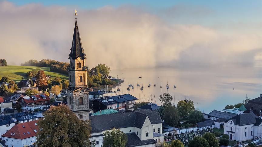 Morgendlicher Herbstnebel in Mattsee. (Klaus Robl)