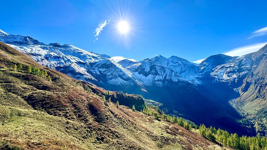 Traumhafter Herbsttag entlang der Großglockner-Hochalpenstrasse. (Maria Harlander)