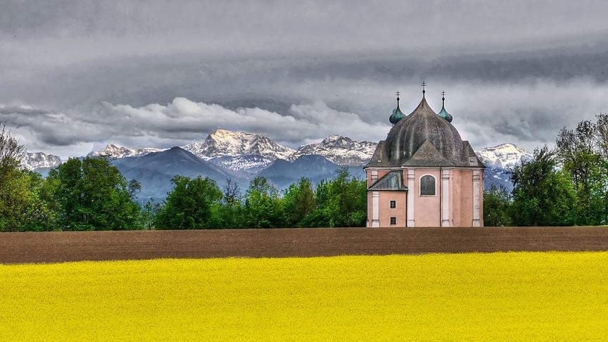 © Peter Grill Wetterstimmung in Lambach, im Hintergrund der Hohe Priel. (Peter Grill)