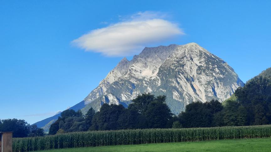 Wolke über dem Grimming (Renate Hutterer)