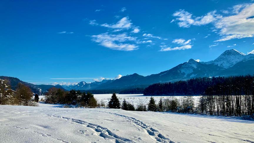 © Karl Schneeweiß Faaker See mit Mittagskogel (Karl Schneeweiß)