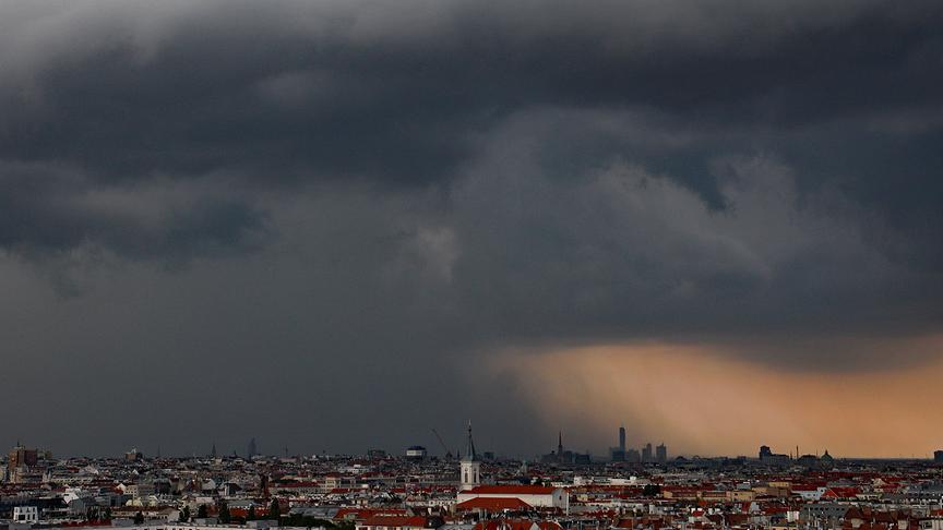 © Gottfried Bahr Gewitterstimmung über Wien. (Gottfried Bahr)