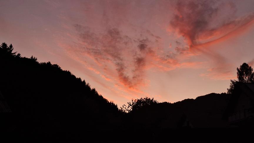 © Nadine Mayer Sonnenuntergang in Eschenau (Nadine Mayer)
