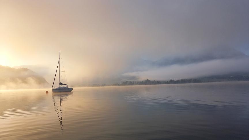 © Karl Rosatzin Sonnenaufgang über den Wolfgangsee.