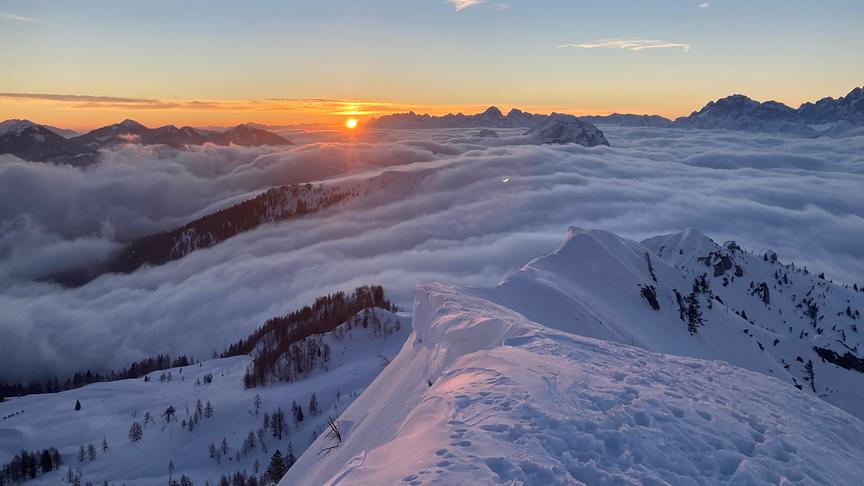 © Lukas Astner Sonnenaufgang Garnitzenberg, Nassfeld. (Lukas Astner)