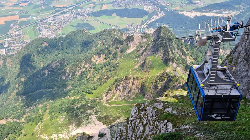 © Doris Stemeseder Blick vom Untersberg auf die Untersberggondel. (Doris Stemeseder)