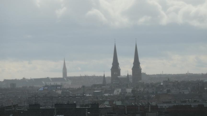 Der Blick über Wien ist durch Regenschauer getrübt